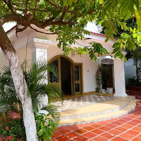 Casa Bahia Colonial - Bed & Breakfast